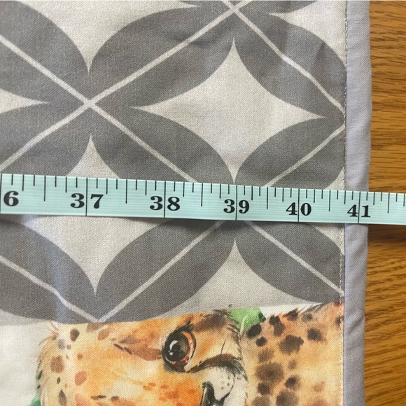 New Baby Patchwork Wild Animals Handmade Quilt 41x35 - Picture 6 of 6